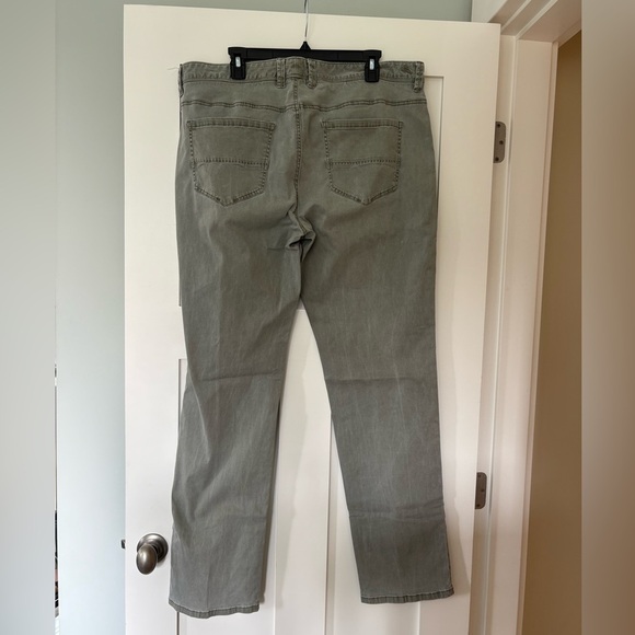 Tommy Bahama Boracay 5-Pocket Pants - Picture 5 of 5